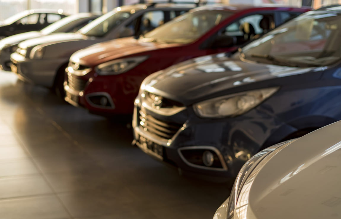 10 carros baratos para alugar